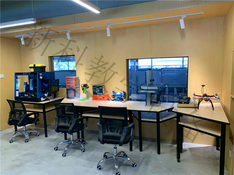 中學創客實驗室