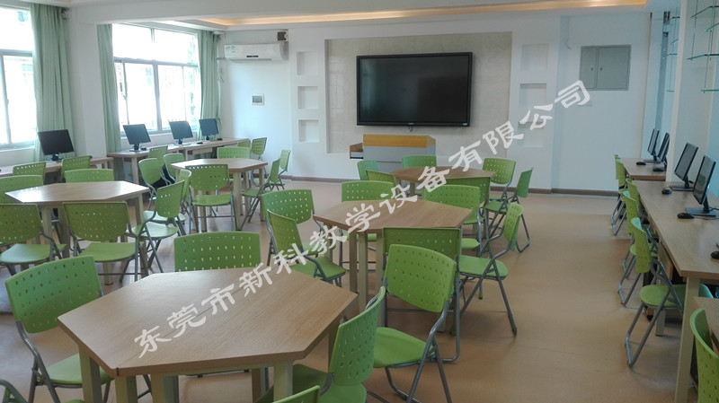 <a href='http://m.kbexpo.cn' target='1' style='font-size:14px; font-weight:bold; color:#0080ff;'>創客實驗室</a>