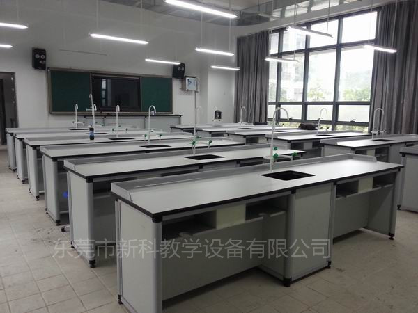 <a href='http://m.kbexpo.cn/chanpin/53-1.html' target='1' style='font-size:18px; font-weight:bold; color:#000000;'>科學實驗室</a>設備