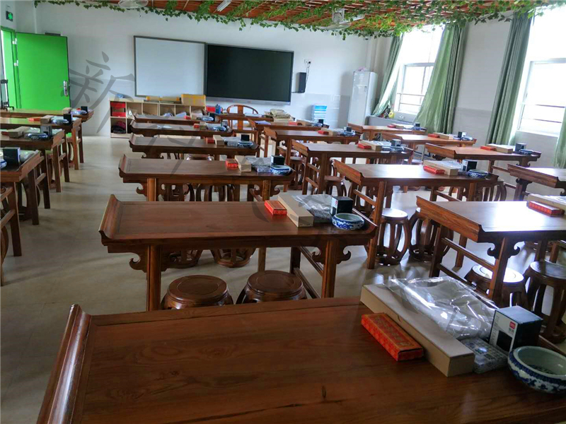 創意<a href='http://m.kbexpo.cn/chanpin/57-1.html' target='1' style='font-size:18px; font-weight:bold; color:#000000;'>書法功能室</a>