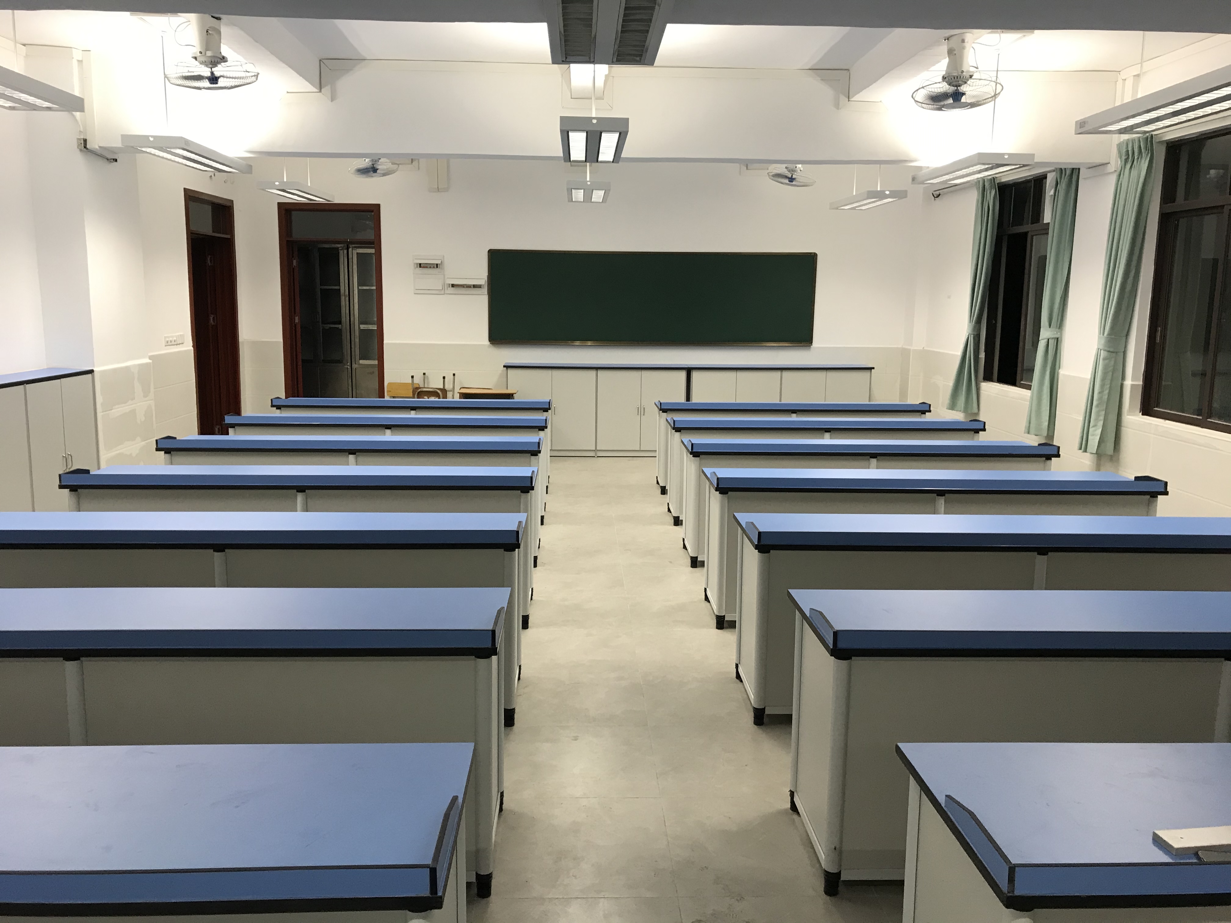 <a href='http://m.kbexpo.cn/' target='1' style='font-size:14px; font-weight:bold; color:#0080ff;'>物理實驗室</a>