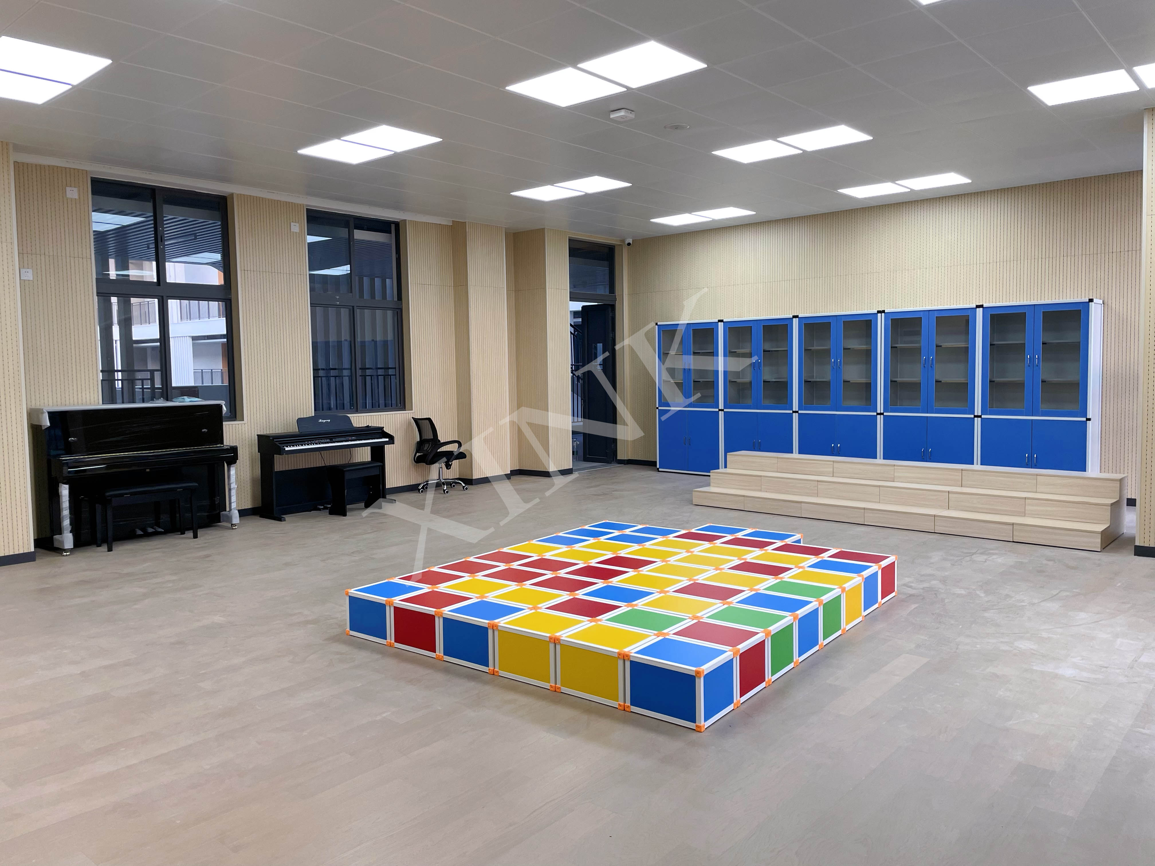 <a href='http://m.kbexpo.cn/chanpin/59-1.html' target='1' style='font-size:18px; font-weight:bold; color:#000000;'>舞蹈室</a>