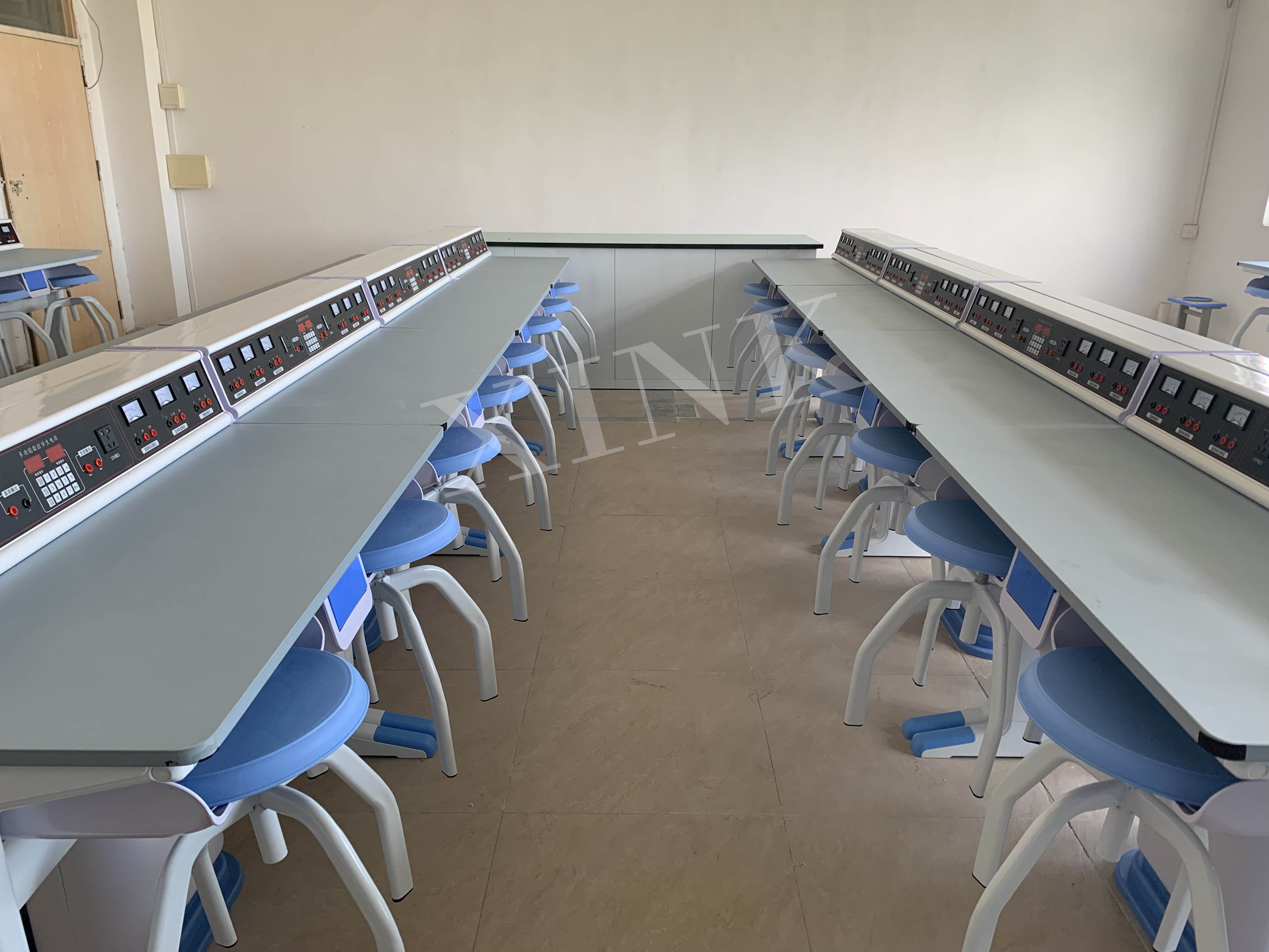 <a href='http://m.kbexpo.cn/' target='1' style='font-size:14px; font-weight:bold; color:#0080ff;'>物理實驗室</a>