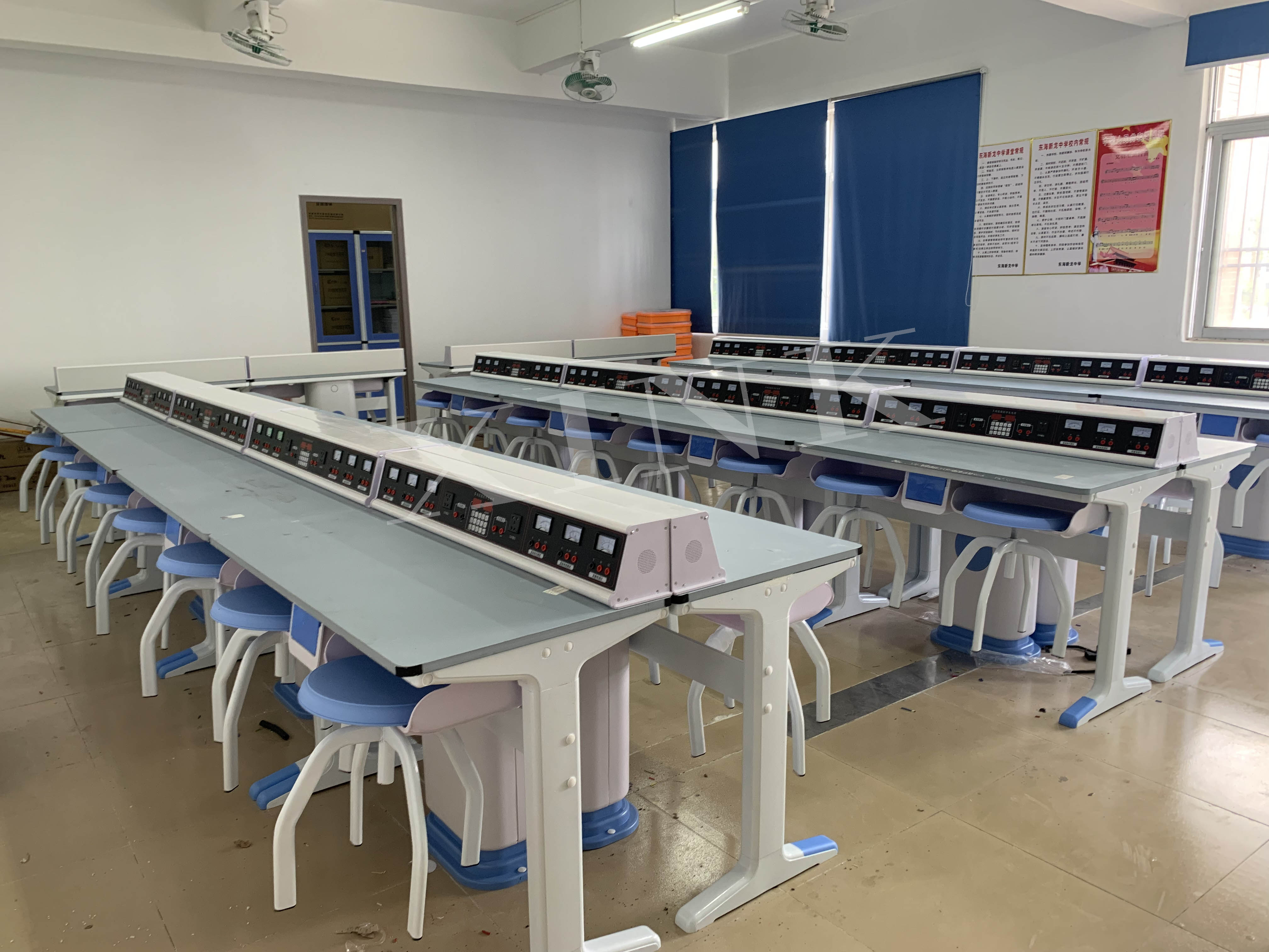 <a href='http://m.kbexpo.cn/' target='1' style='font-size:14px; font-weight:bold; color:#0080ff;'>物理實驗室</a>