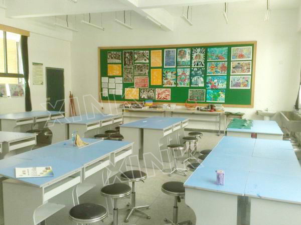 <a href='http://m.kbexpo.cn/chanpin/56-1.html' target='1' style='font-size:18px; font-weight:bold; color:#000000;'>美術功能室</a>