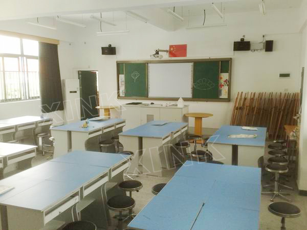 <a href='http://m.kbexpo.cn/chanpin/56-1.html' target='1' style='font-size:18px; font-weight:bold; color:#000000;'>美術功能室</a>2