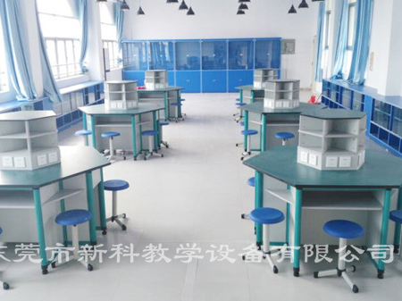 <a href='http://m.kbexpo.cn/chanpin/60-1.html' target='1' style='font-size:18px; font-weight:bold; color:#000000;'>機(jī)器人功能室</a>3